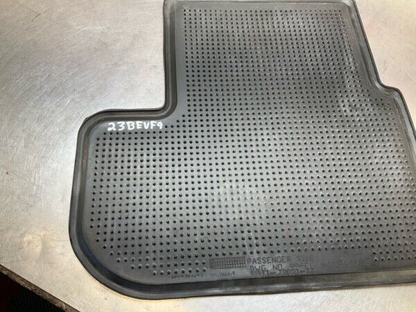 2004 Infiniti V35 G35 Front Passenger Rubber Floor Mat Oem 23Bevf9 - On Point Parts Inc