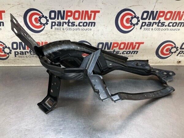 2004 Nissan Z33 350Z Passenger Headlight Basket Bracket Oem 22Bgwf3 - On Point Parts Inc