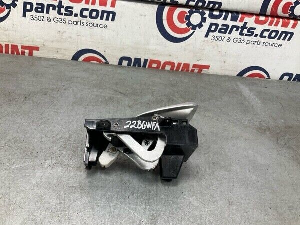 2004 Nissan Z33 350Z Front Driver Interior Door Handle Oem 22Bgwfa - On Point Parts Inc