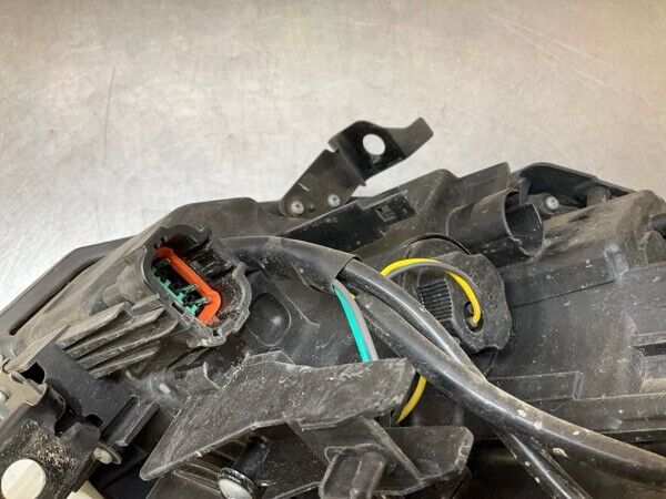 2008 Infiniti V36 G37 Front Passenger Xenon Hid Headlight Assembly Oem 25Bg5F2 - On Point Parts Inc