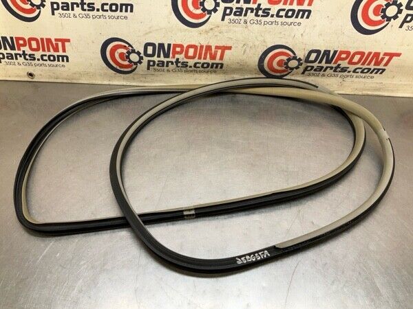 2008 Infiniti V36 G37 Front Driver Door Frame Weatherstrip Seal Oem 25Bg5Fa - On Point Parts Inc