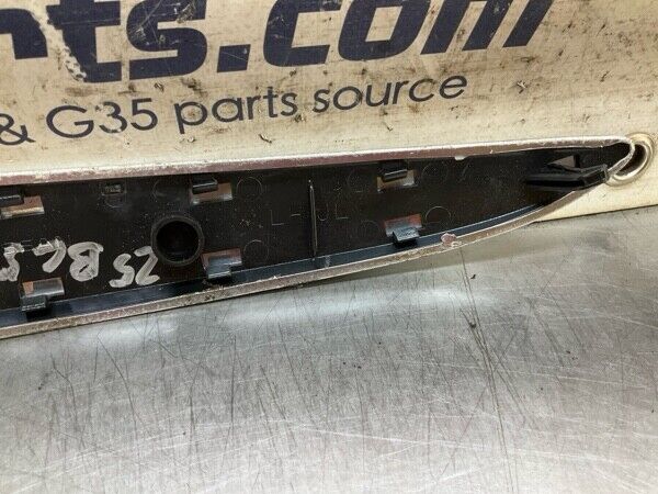 2008 Infiniti V36 G37 Driver Door Panel Grab Handle Finisher Trim Oem 25Bg5Fa - On Point Parts Inc