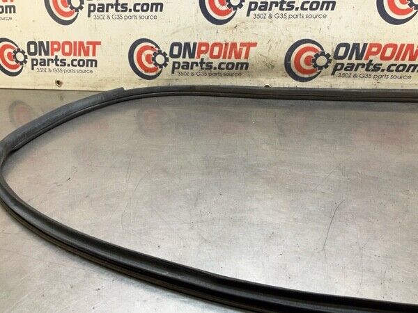 2005 Nissan Z33 350Z Front Driver Door Frame Weatherstrip Seal Oem 25Bhtfg - On Point Parts Inc