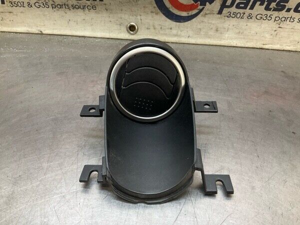 2005 Nissan Z33 350Z Front Passenger Door Panel Vent Trim Oem 25Bhtfe - On Point Parts Inc