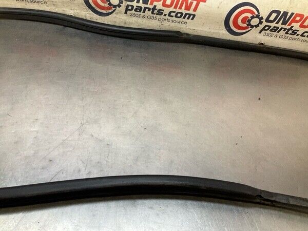 2005 Nissan Z33 350Z Front Driver Door Frame Weatherstrip Seal Oem 15Bijfa - On Point Parts Inc
