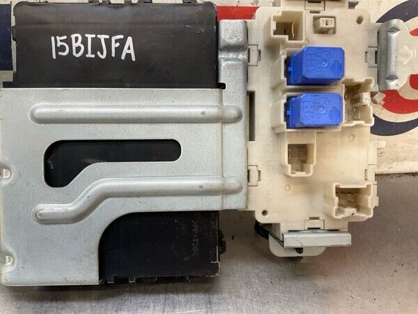 2005 Nissan Z33 350Z Bcm Body Control Module Automatic Fuse Panel Oem 15Bijfa - On Point Parts Inc