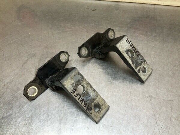 2011 Infiniti V36 G37 Front Passenger Door Hinges Oem 24Bklfe - On Point Parts Inc