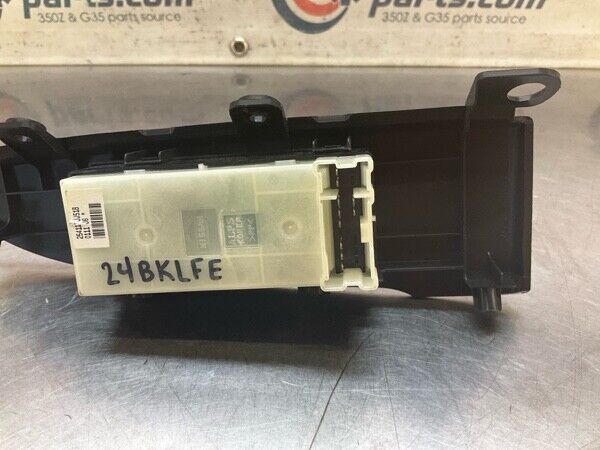 2011 Infiniti V36 G37 Front Passenger Door Window Lock Switch Oem 24Bklfe - On Point Parts Inc