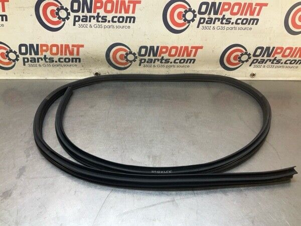 2011 Infiniti V36 G37 Passenger Convertible Door Frame Weatherstrip Oem 24Bklfe - On Point Parts Inc