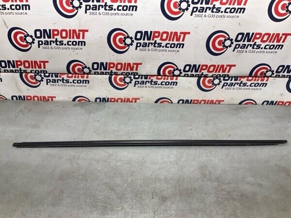 2007 Infiniti V35 G35 Front Driver Door Window Felt Weatherstrip Oem 14Bkyf2 - On Point Parts Inc
