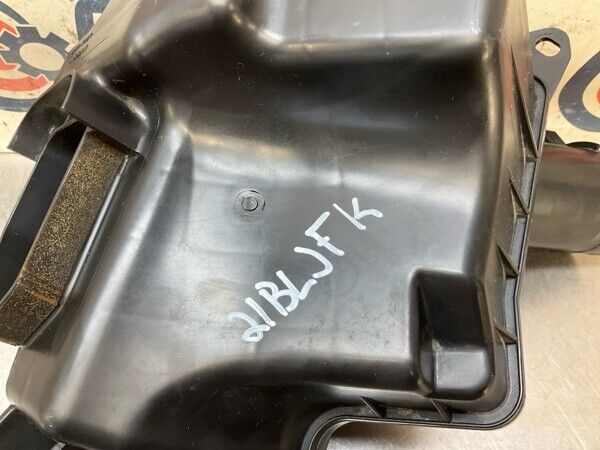 2008 Nissan Z33 350Z Passenger Air Intake Filter Box Oem 21Bljfk - On Point Parts Inc