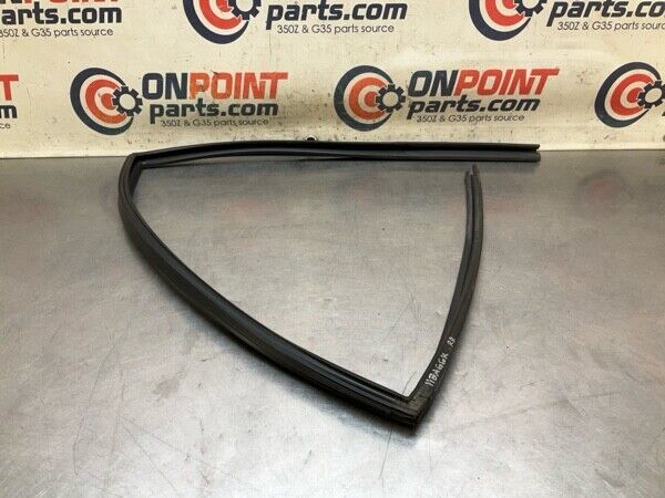 2013 Nissan A35 Maxima Rear Passenger Door Shell Weatherstrip 11Baggk - On Point Parts Inc