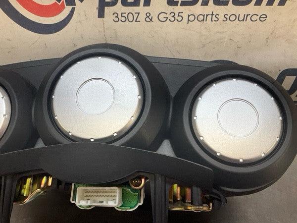 2004 Nissan Z33 350Z Speedometer Instrument Gauge Cluster AT 118k Oem 15Bapga - On Point Parts Inc