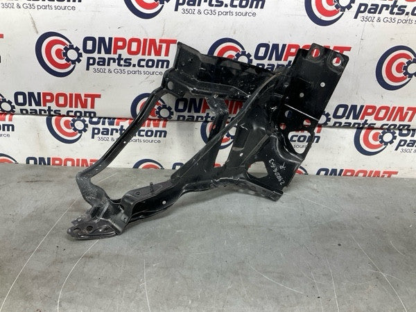 2004 Nissan Z33 350Z Front Passenger Headlight Basket Bracket Oem 24Bbqg3 - On Point Parts Inc