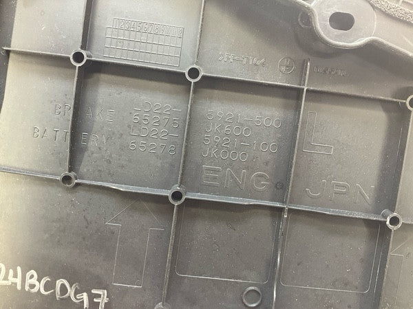 2012 Infiniti V36 G37 Front Brake Fluid Cover Panel Bezel Trim Oem 24Bcdg7 - On Point Parts Inc