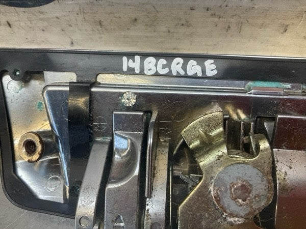 2005 Nissan Z33 350Z Front Passenger Exterior Door Handle Oem 14Bcrge - On Point Parts Inc