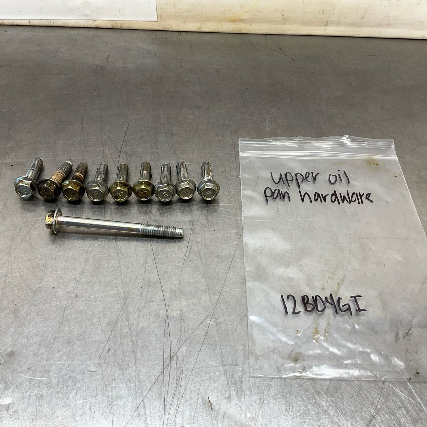 2015 Infiniti V36 G37 Upper Oil Pan Hardware Oem 12Bd4Gi - On Point Parts Inc