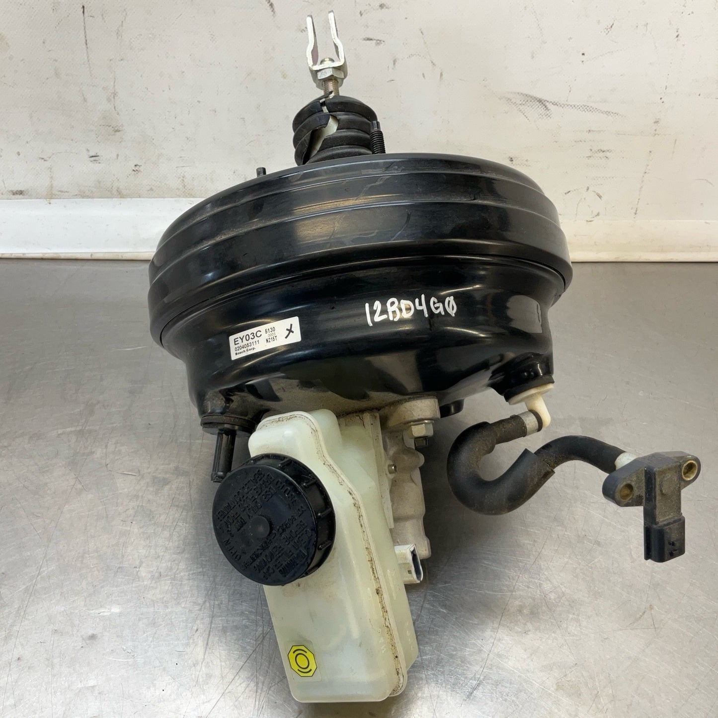 08-15 G35 G37 Q60 Sport Akebono Brake Booster Master Cylinder Oem 12Bd4G0 - On Point Parts Inc