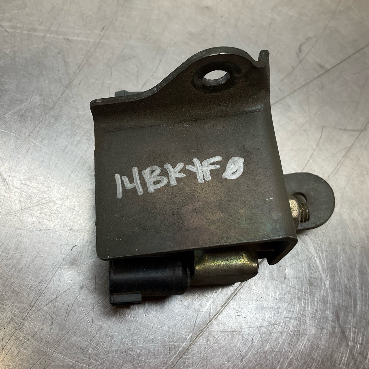 03-06 350Z G35 Fuel Vapor Canister Purge Valve 14930Cd700 Oem Kyf - On Point Parts Inc