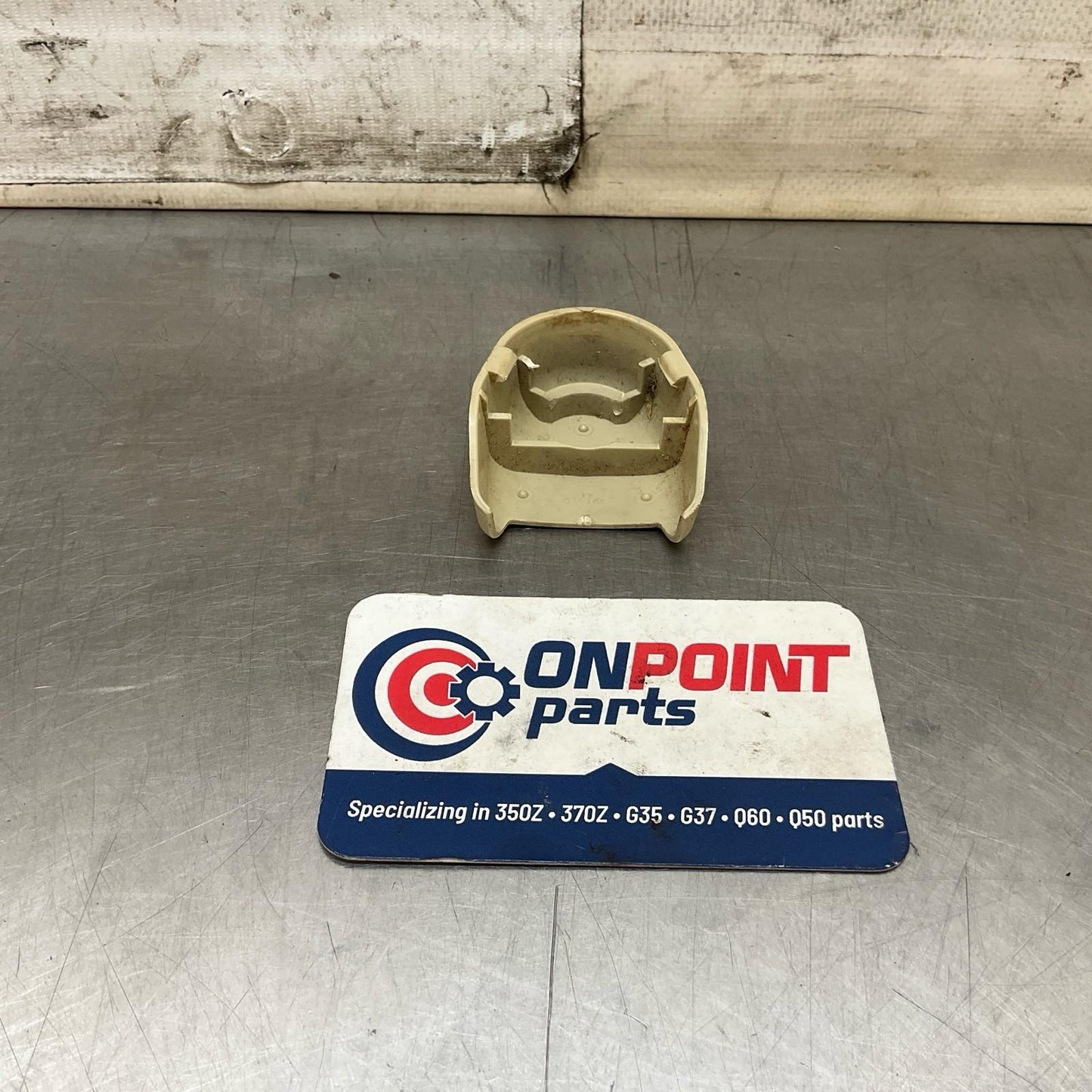 04-10 Infiniti G35 G37 Front Driver Seat Belt Mount Cover 878367W000 OEM Ipg