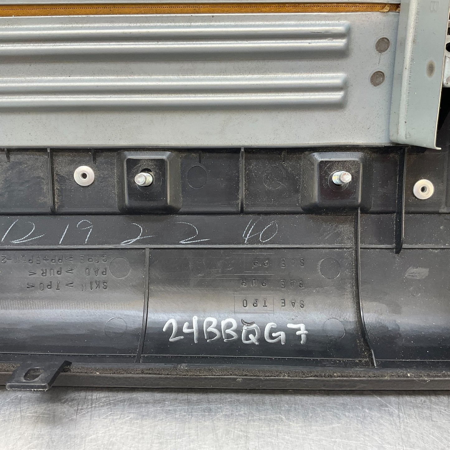 03-09 Nissan 350Z Passenger Front Upper Dash Panel 68109CD000 OEM 24Bbqg7