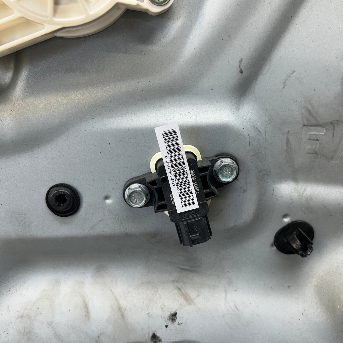 2014 Nissan Z34 370Z Passenger Right Window Regulator Motor Carrier OEM 14BILE3 - On Point Parts Inc