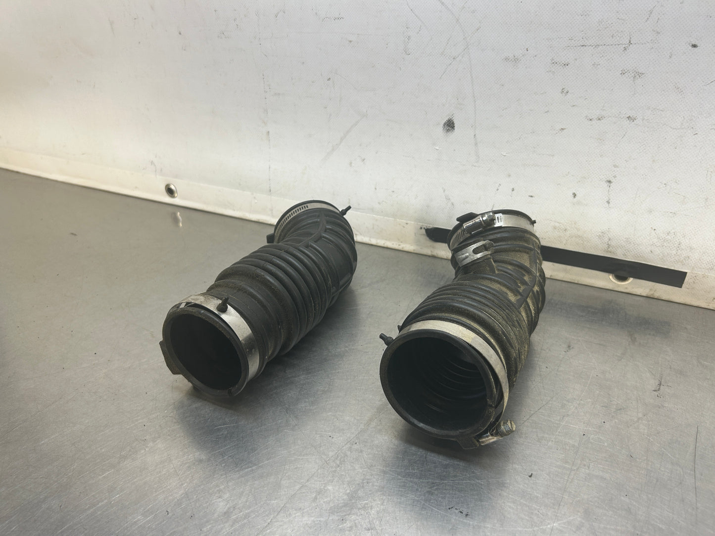 2012 Infiniti V36 G37 Driver Passenger Air Intake Flex Duct Tubes Oem - On Point Parts Inc
