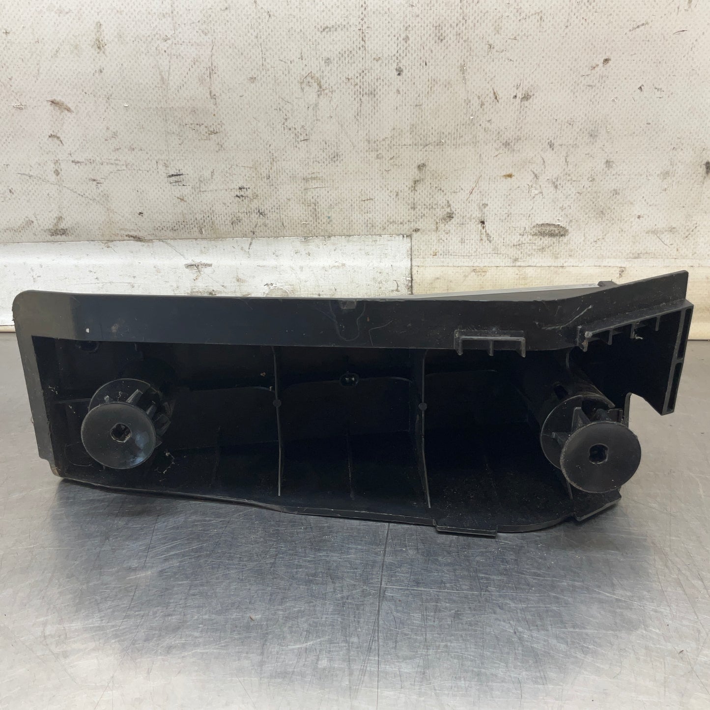 2005 Nissan Z33 350Z Front Driver Dead Pedal Foot Rest Oem 14Bcrga - On Point Parts Inc