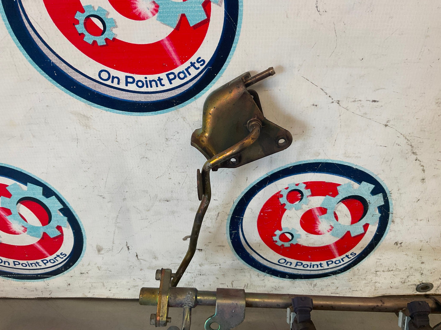 2012 Infiniti G37 VQ37VHR Engine Fuel Rail with Injectors OEM 23BCBD0 - On Point Parts Inc