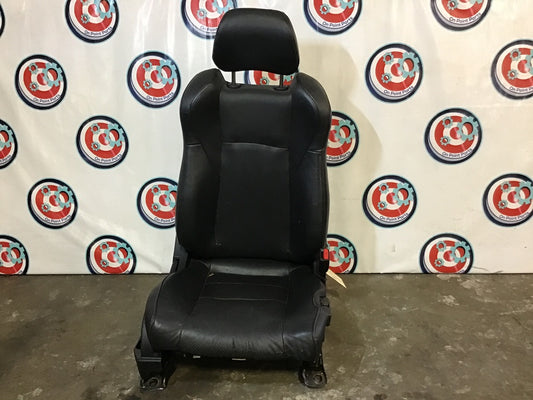 2006 Nissan 350Z Passenger Right Powered Leather Seat with Switches OEM 0BH5C9 - On Point Parts Inc