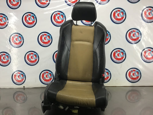 2005 Nissan 350Z Passenger Right Power Leather Seat OEM 0BF0C9 - On Point Parts Inc