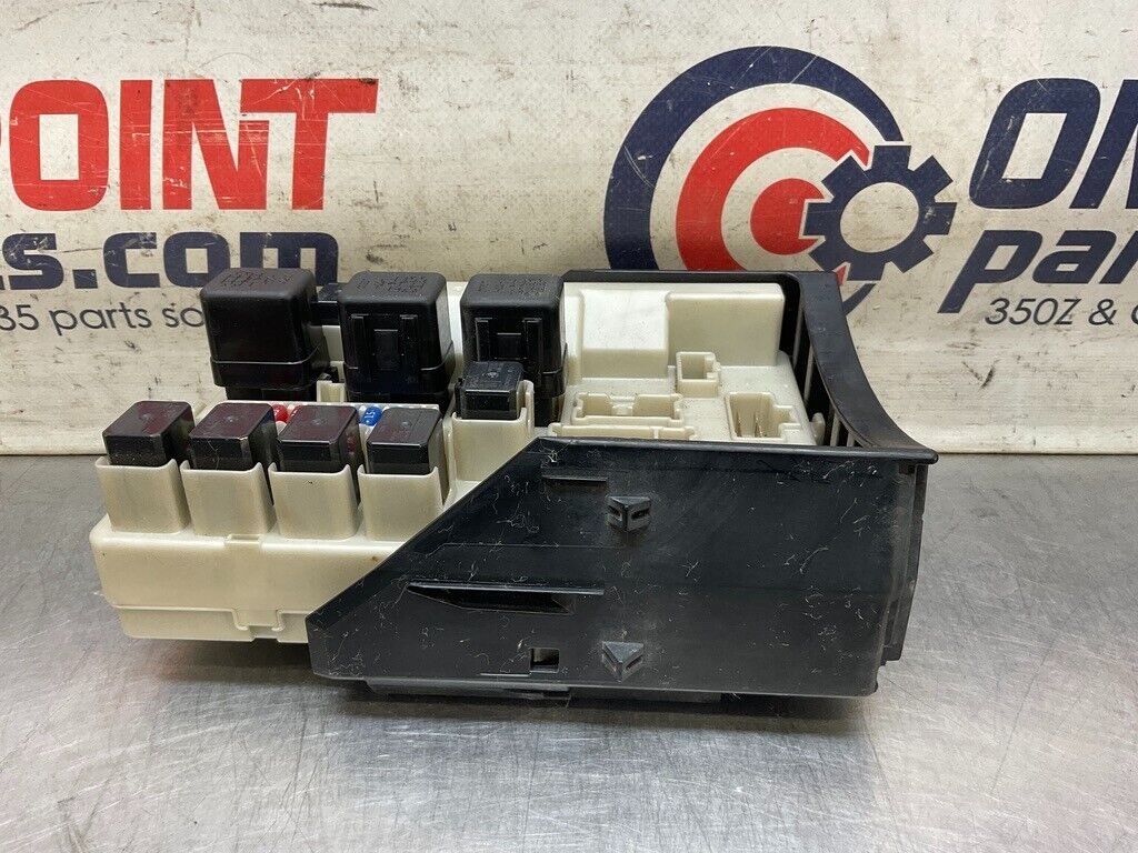 2007 Infiniti V35 G35 IPDM Engine Large Fuse Relay Module Box 284B7 OEM 14BCZFE - On Point Parts Inc