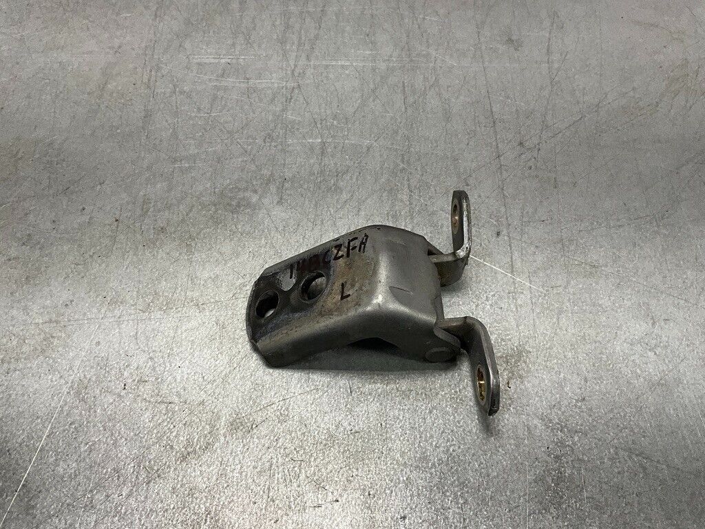 2007 Infiniti V35 G35 Driver Passenger Left Door Hinges OEM 14BCZFA - On Point Parts Inc