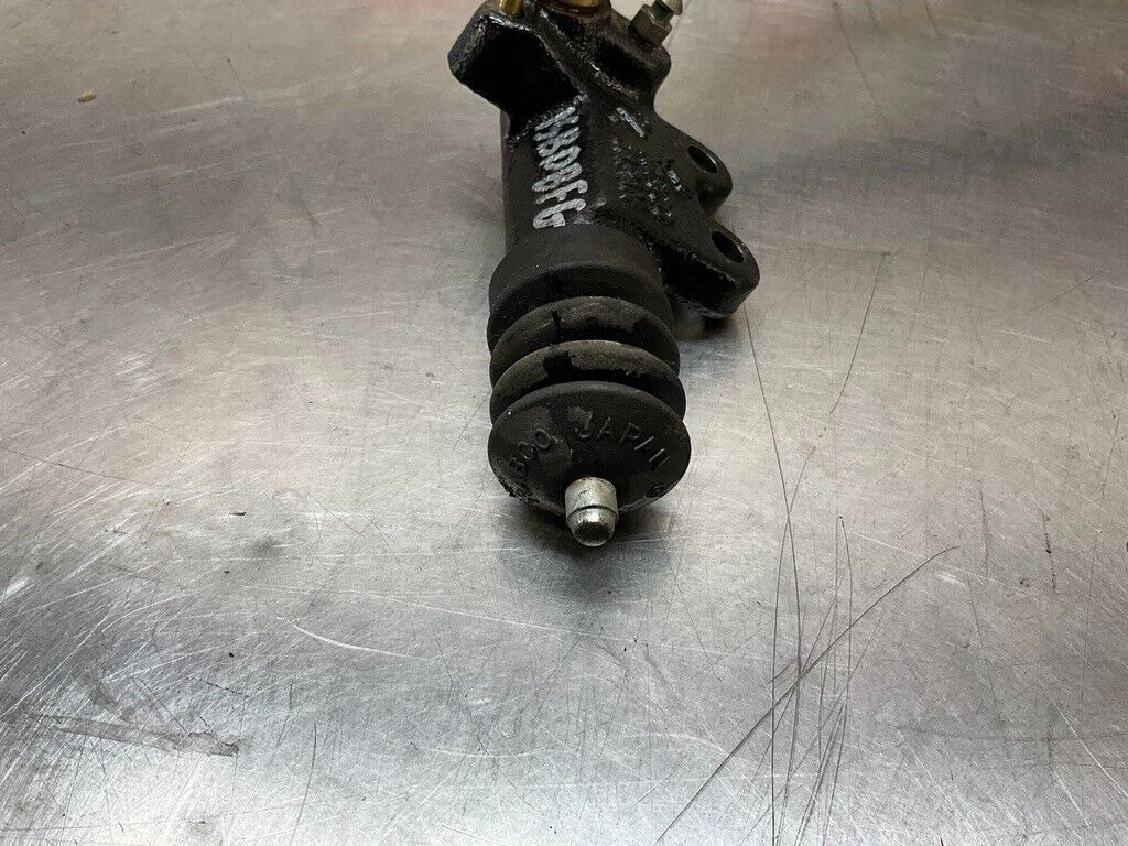 2005 Nissan Z33 350Z Clutch Slave Cylinder 80k OEM 15BDBFG - On Point Parts Inc