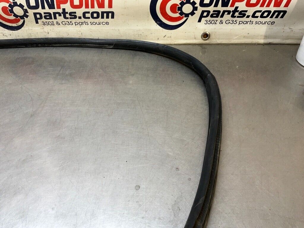 2005 Nissan Z33 350Z Driver Left Door Frame Weatherstrip Seal OEM 15BDBFA - On Point Parts Inc