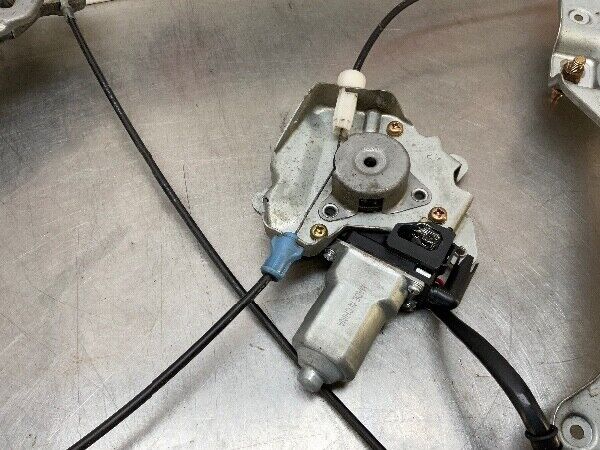 2003 Nissan Z33 350Z Driver Door Window Regulator Motor Oem 22Bdxfg - On Point Parts Inc