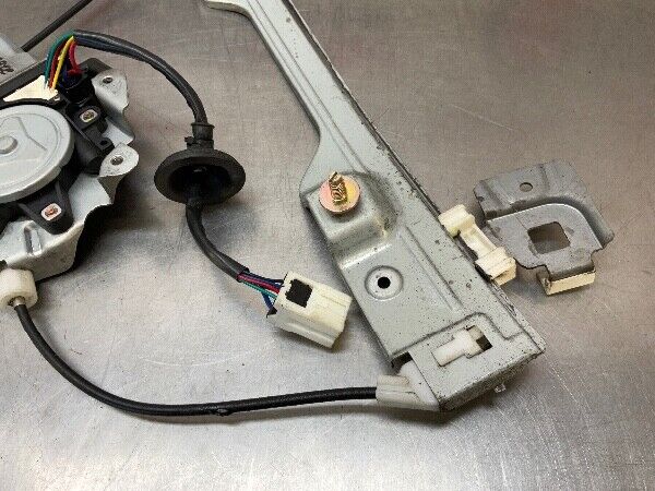 2003 Nissan Z33 350Z Driver Door Window Regulator Motor Oem 22Bdxfg - On Point Parts Inc
