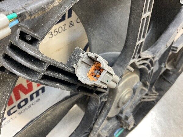 2003 Nissan Z33 350Z Radiator Fans Shroud Oem 22Bdxf3 - On Point Parts Inc