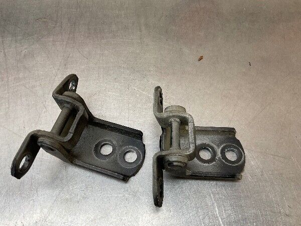 2003 Nissan Z33 350Z Driver Passenger Door Hinges Oem 22Bdxfg - On Point Parts Inc