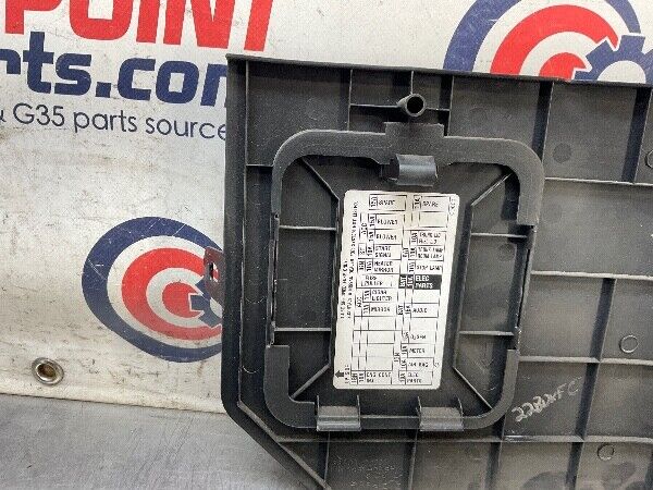 2003 Nissan Z33 350Z Front Driver Kick Panel Fuse Box Cover Oem