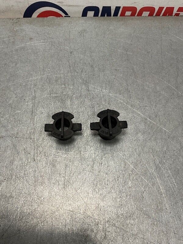 2003 Nissan Z33 350Z Radiator Core Support Locks Oem 22Bdxfc - On Point Parts Inc