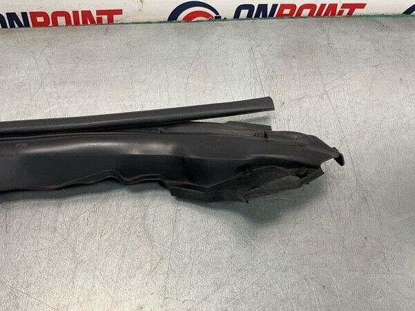 2008 Infiniti V36 G37 Front Driver Hood Panel Seal 65821Jl00A Oem 21Bd8Fg - On Point Parts Inc