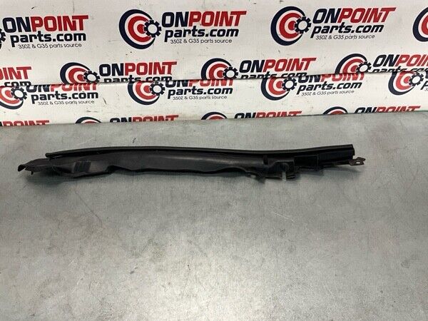 2008 Infiniti V36 G37 Front Passenger Hood Panel Weatherstrip Seal Oem 21Bd8Fk - On Point Parts Inc