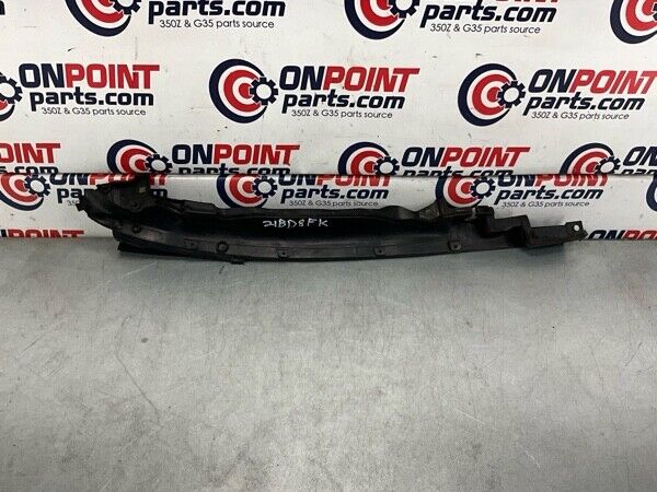 2008 Infiniti V36 G37 Front Passenger Hood Panel Weatherstrip Seal Oem 21Bd8Fk - On Point Parts Inc