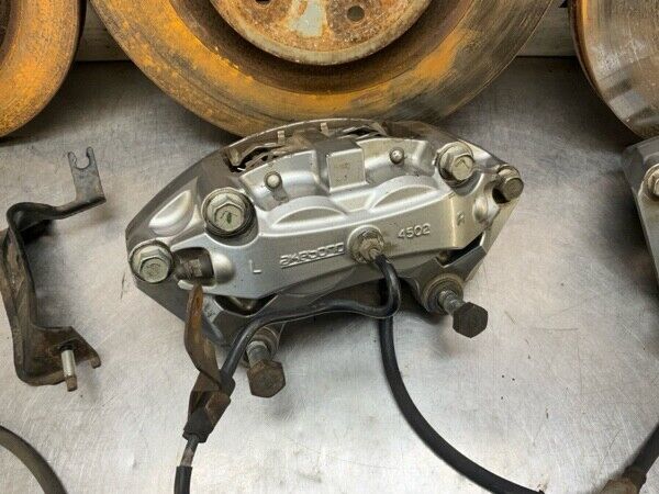 2008 Infiniti V36 G37 Akebono Big Brake Caliper Set Oem 21Bd8F0 - On Point Parts Inc