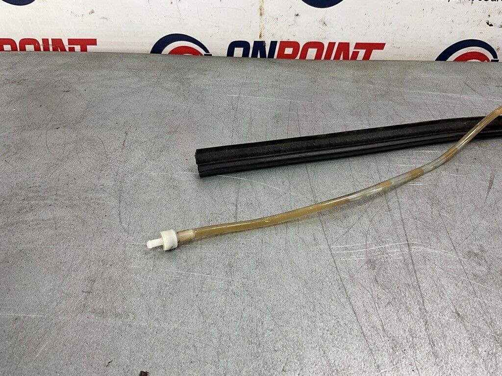 2004 Nissan Z33 350Z Driver Left Windshield Cowl Panel 66863 Oem 25Bdqf3 - On Point Parts Inc