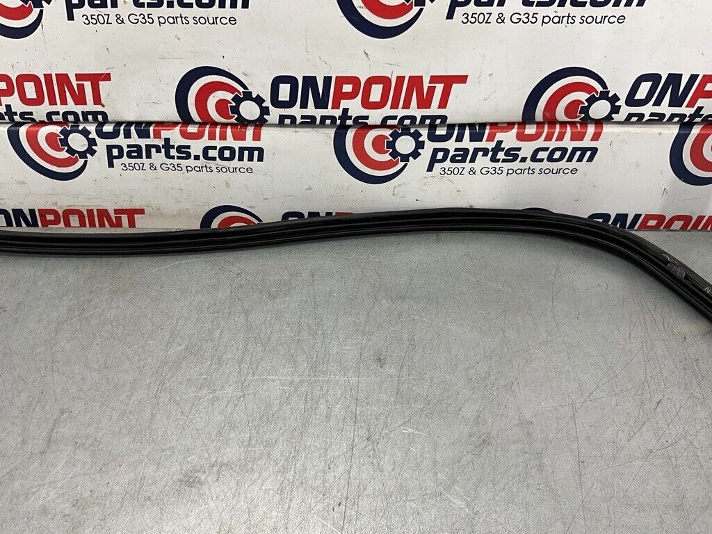 2004 Nissan Z33 350Z Trunk Hatch Frame Weatherstrip Seal Oem 25Bdqfi - On Point Parts Inc