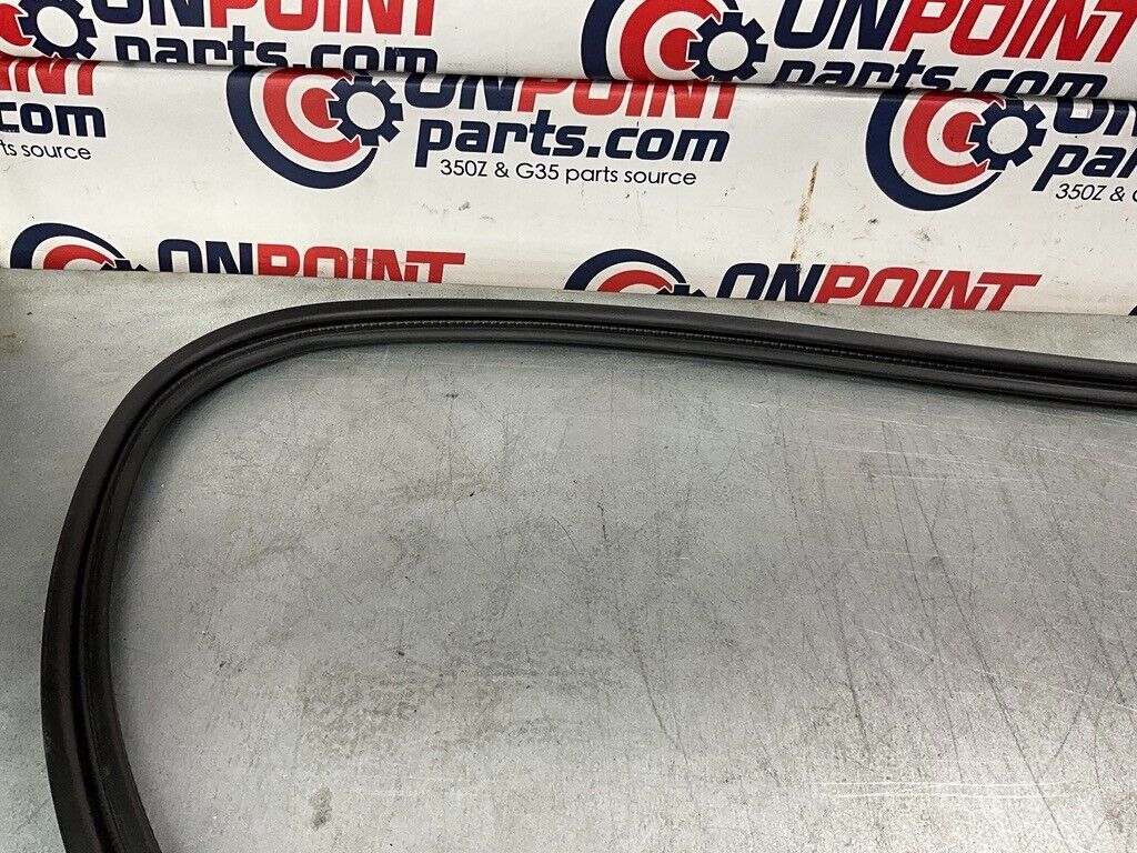 2004 Nissan Z33 350Z Trunk Hatch Frame Weatherstrip Seal Oem 25Bdqfi - On Point Parts Inc