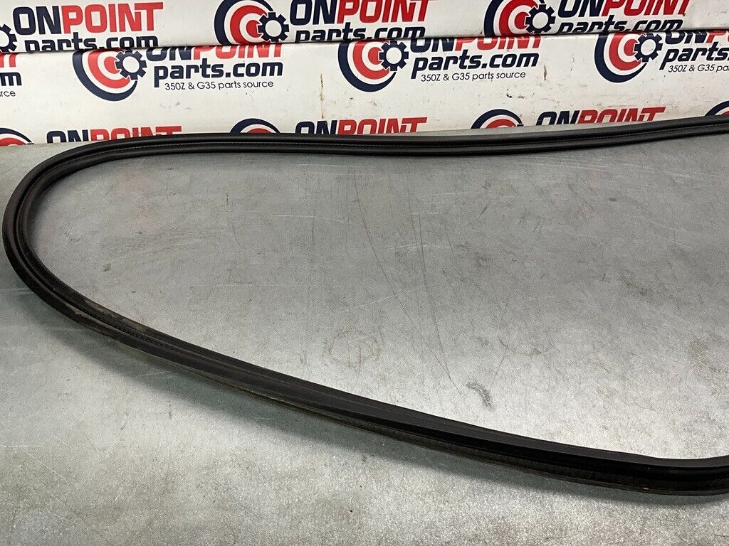 2004 Nissan Z33 350Z Trunk Hatch Frame Weatherstrip Seal Oem 25Bdqfi - On Point Parts Inc