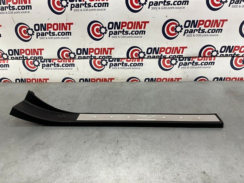 2004 Nissan Z33 350Z Passenger Right Door Threshold Kick Plate Trim Oem 25Bdqf7 - On Point Parts Inc